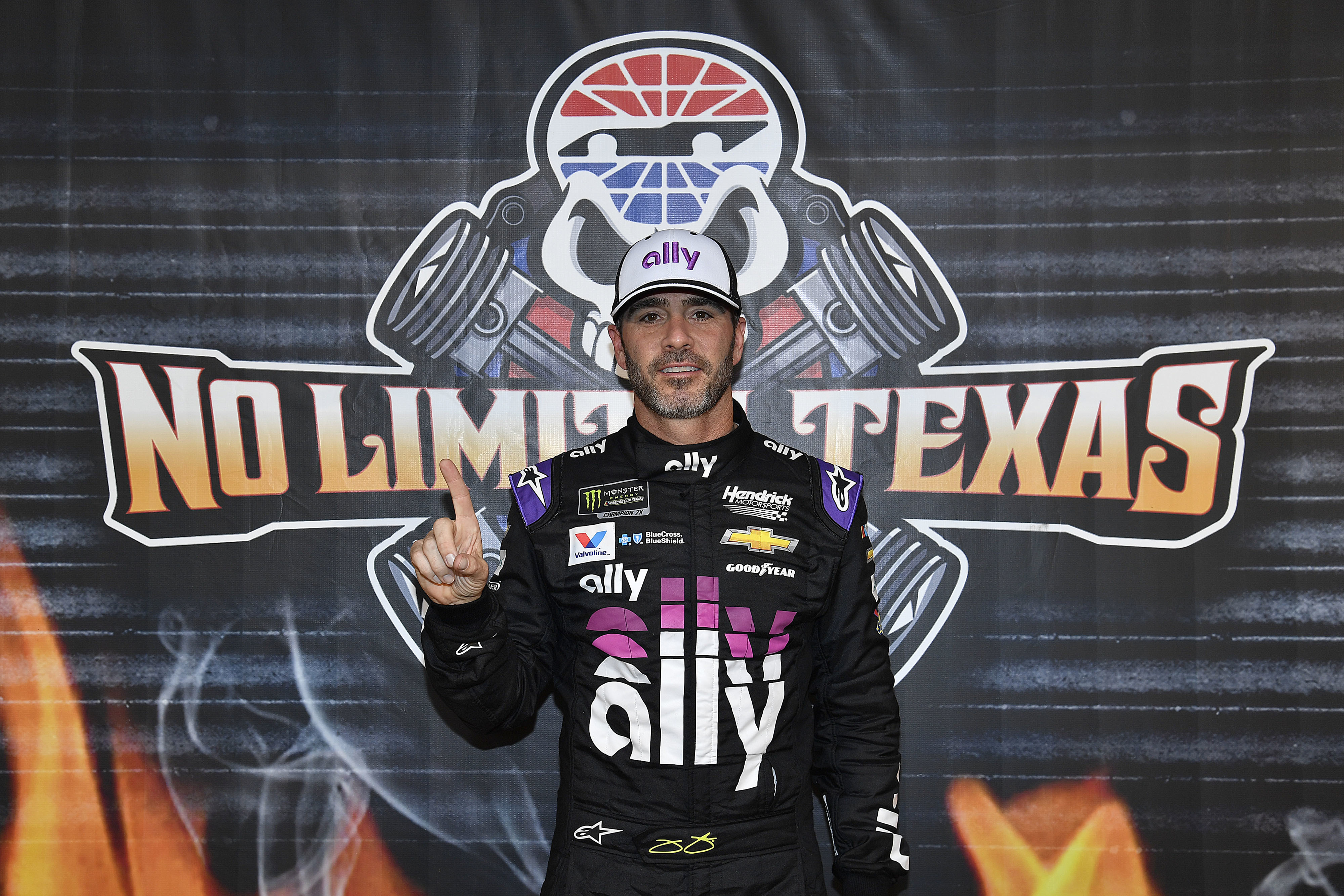 Johnson wins Texas pole, leads qualifying sweep for the