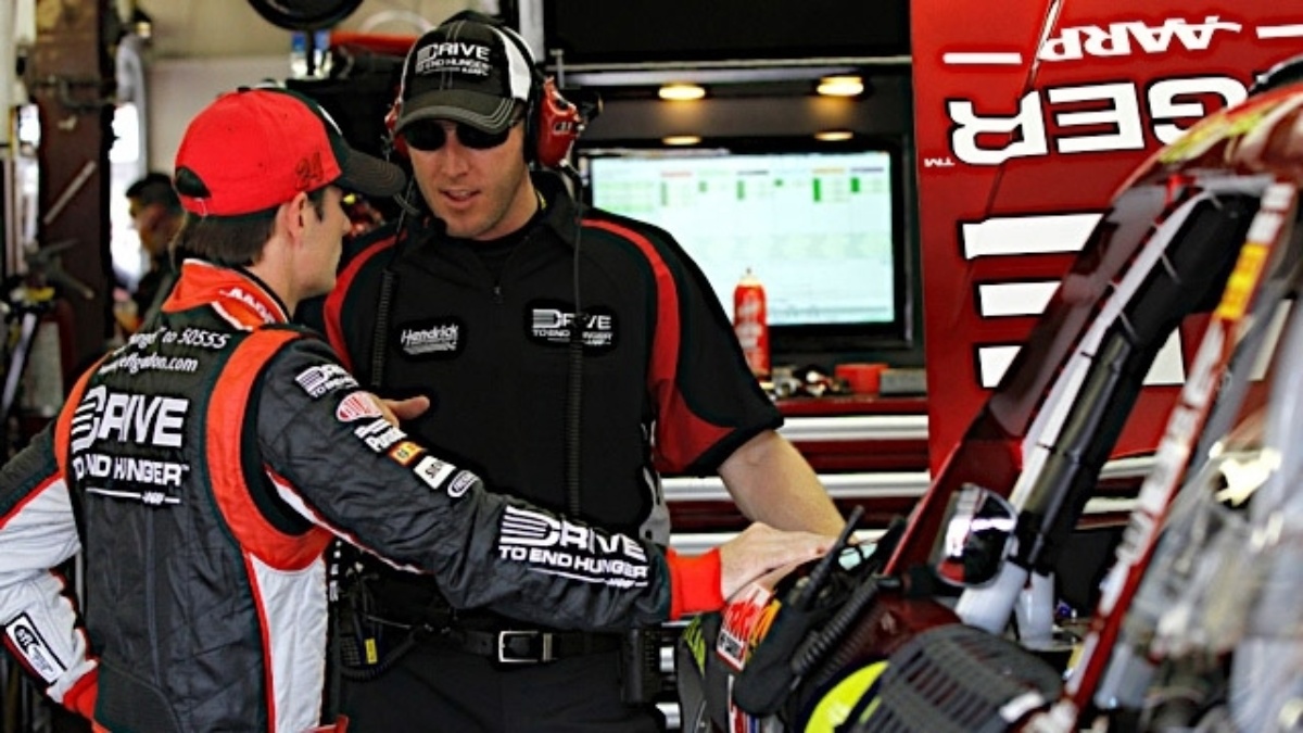 Gordon admits Talladega strategy is flexible