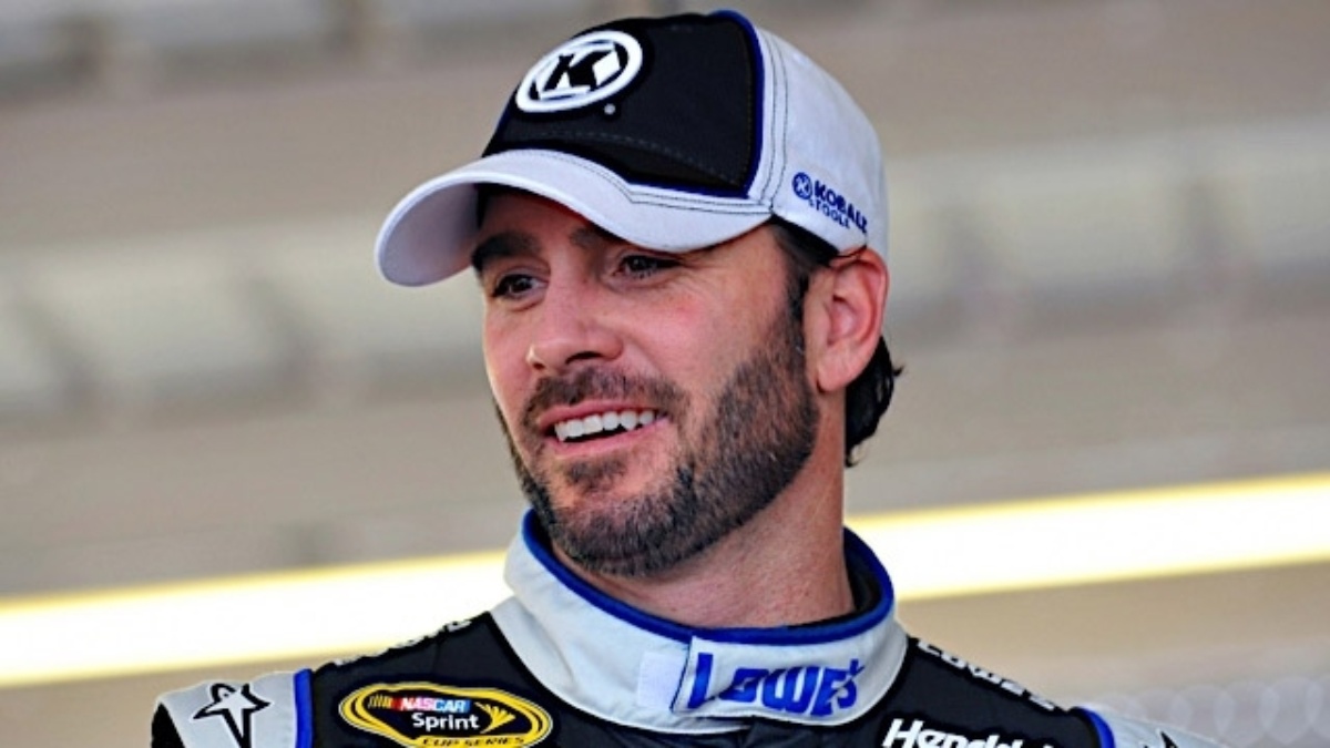 myLowes lounge, $48 ticket deal available now for Texas Motor Speedway