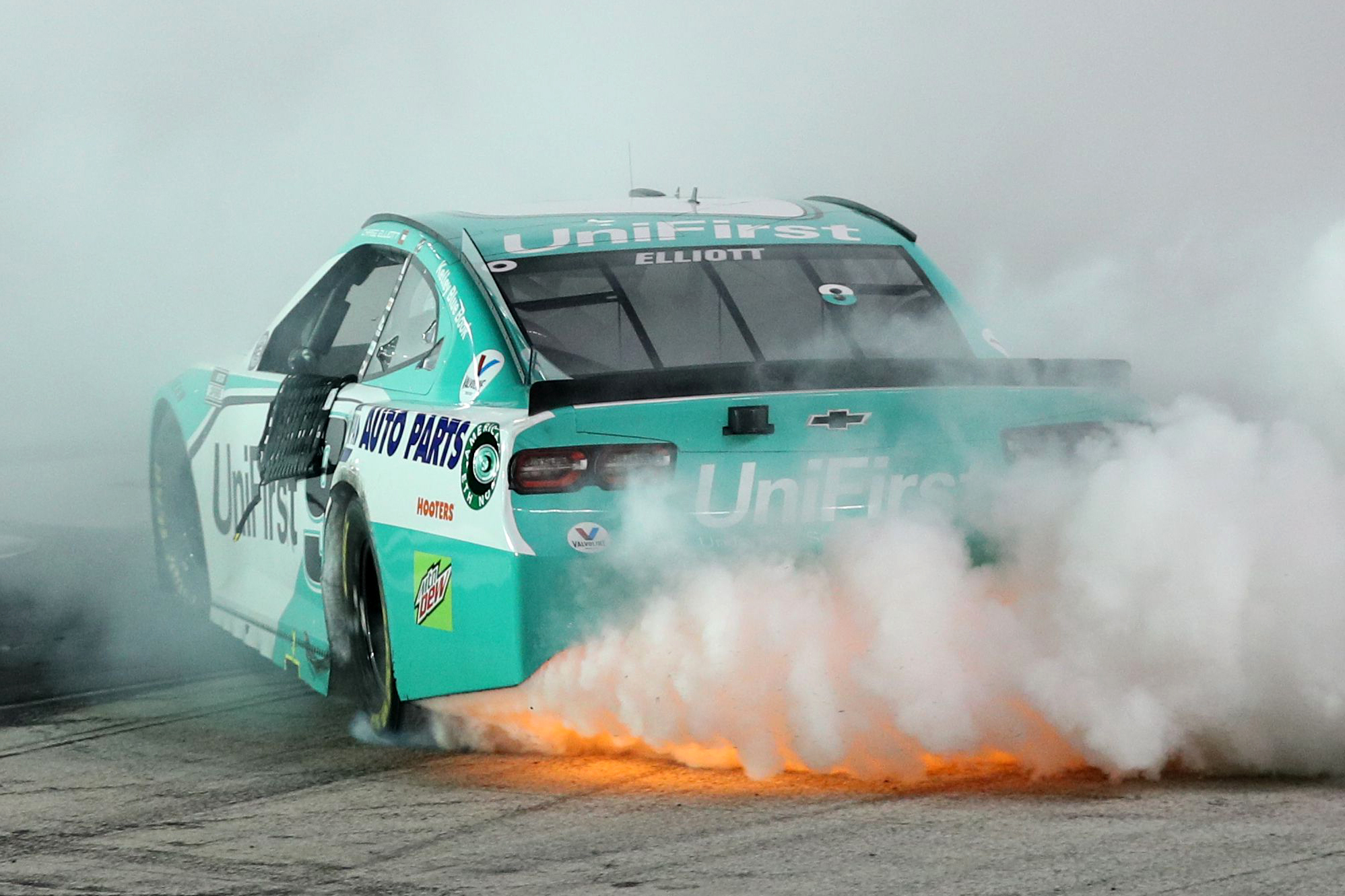 Elliott proud 'to beat the best' in first allstar win Hendrick Motorsports