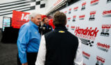 Rick Hendrick, Hendrick Motorsports honor eight teammates for 20 years of service | Images