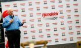 Rick Hendrick, Hendrick Motorsports honor eight teammates for 20 years of service | Images