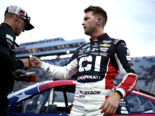 Byron scores the pole at Martinsville | Images