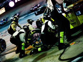 NASCAR Cup Series championship immortality also awaits No. 5, No. 24 pit crews in Phoenix on Sunday