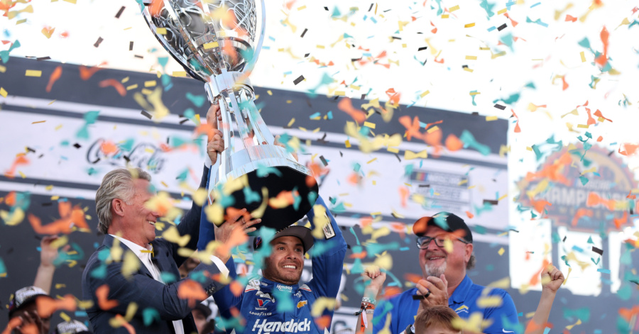 NASCAR brings back 'The Chase' format for 2026: Postseason announcement touts 16 drivers, 10 races and one points reset