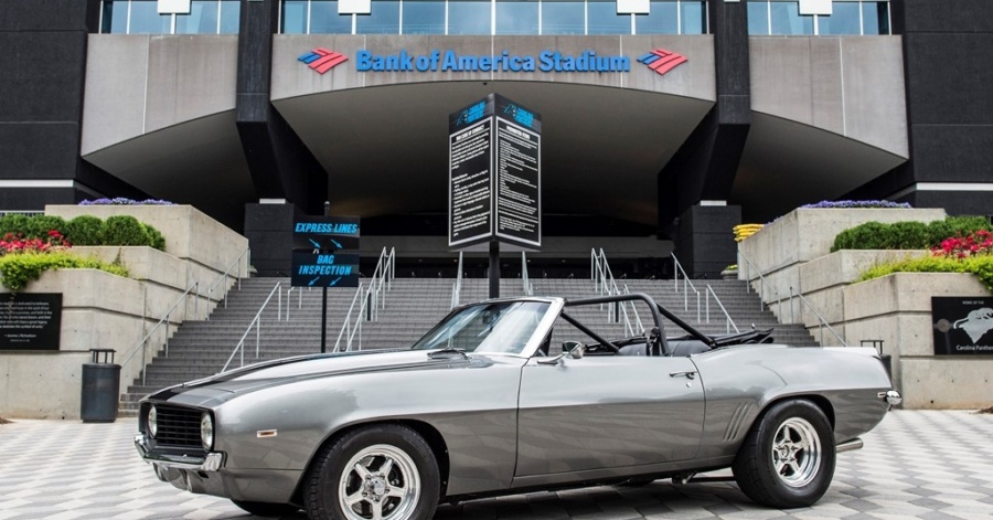 Rick Hendrick Buys Carolina Panther Greg Olsen S Camaro For A Cause Hendrick Motorsports