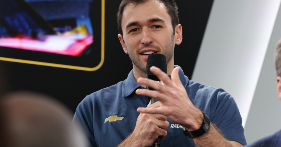 Could new NASCAR Chase format help Hendrick Motorsports? Elliott: 'I like my odds now, for sure."